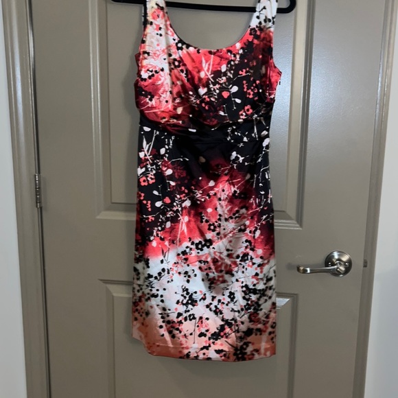 Tahari Size 6 Dress - Picture 2 of 4